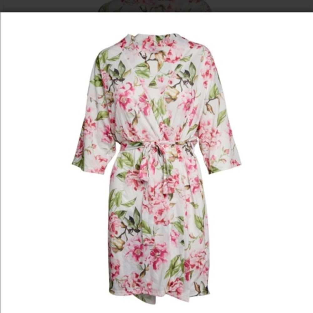 Show me your MuMu floral robe